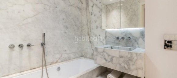 4 bedrooms Apartment in Marbella, Spain No. 61152 19