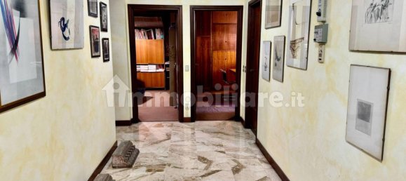 4 bedrooms Apartment in Piacenza, Italy No. 302996 2