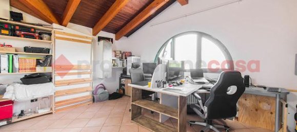 5-salle Penthouse à Reggio Emilia, Italy No. 12835 32