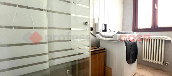 5-salle Penthouse à Reggio Emilia, Italy No. 12835 23