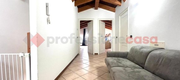 5-salle Penthouse à Reggio Emilia, Italy No. 12835 36