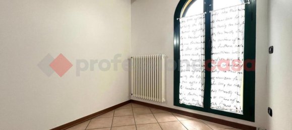 5-salle Penthouse à Reggio Emilia, Italy No. 12835 38