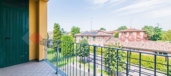 5-salle Penthouse à Reggio Emilia, Italy No. 12835 11