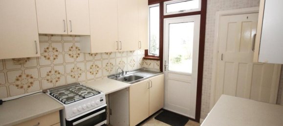 3 Schlafzimmer Gewerbliche Immobilie in Beckenham, United Kingdom, Nr. 1092 4