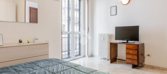 Apartamento de 1 dormitorio en Milan, Italy No. 340366 4