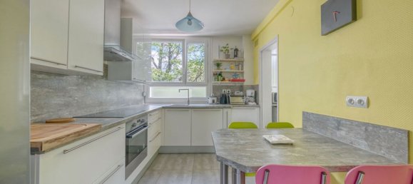 4 chambres Appartement à Rennes, France No. 284501 2