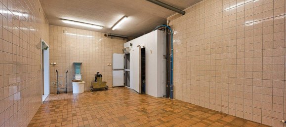 352m² Building in Timelkam, Austria No. 143972 8