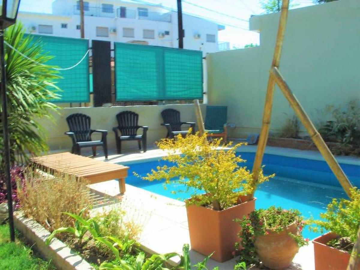 Дом с 3 спальнями в Кордоба, Аргентина № 19526