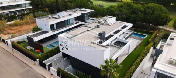 4 bedrooms House in Quarteira, Portugal No. 132564 6