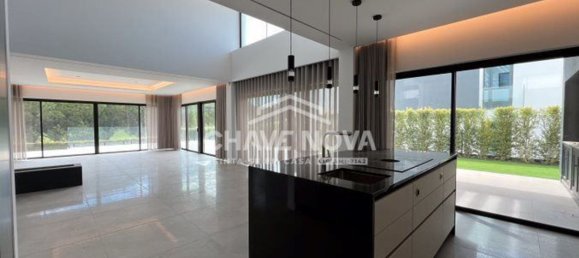 4 bedrooms House in Quarteira, Portugal No. 132564 10