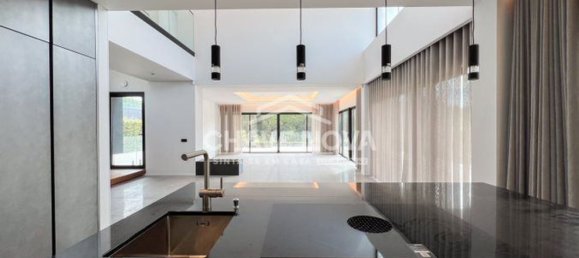 4 bedrooms House in Quarteira, Portugal No. 132564 12