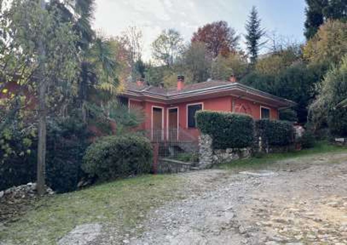 11 rooms House in San Maurizio d'Opaglio, Italy No. 202382