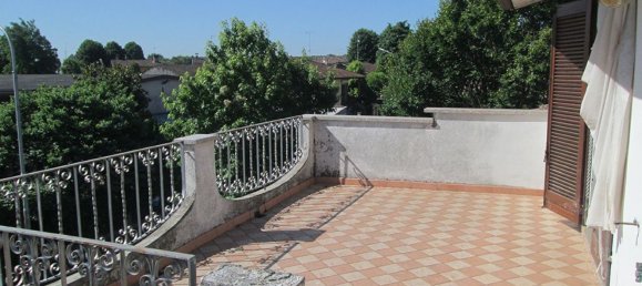 8غرفة فيلا في Isola Dovarese, Italy رقم 16355 12