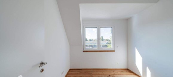 2غرفة شقة في Liesing, Austria رقم 252334 3