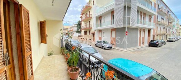 4 rooms Apartment in Bitonto, Italy No. 22502 2