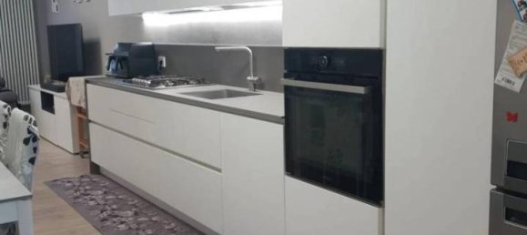 5 rooms Villa in Pordenone, Italy No. 35899 2