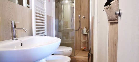 6 rooms Penthouse in Siena, Italy No. 227842 18