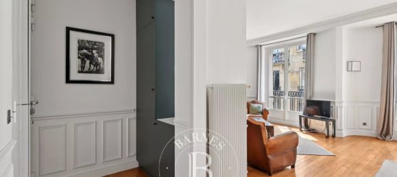 2 bedrooms Apartment in Paris, France No. 347411 4