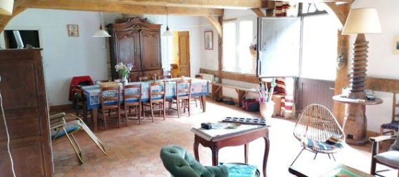 6 bedrooms House in Bernay, France No. 360621 7