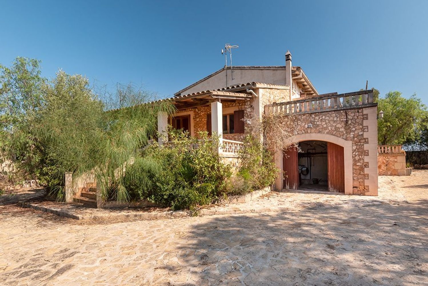 4 bedrooms House in Campos, Spain No. 214122