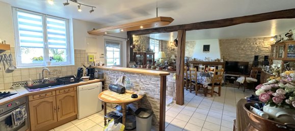 3 Schlafzimmer Haus in Monneville, France, Nr. 63468 10