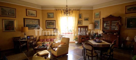 4 bedrooms Apartment in Livorno, Italy No. 228002 2