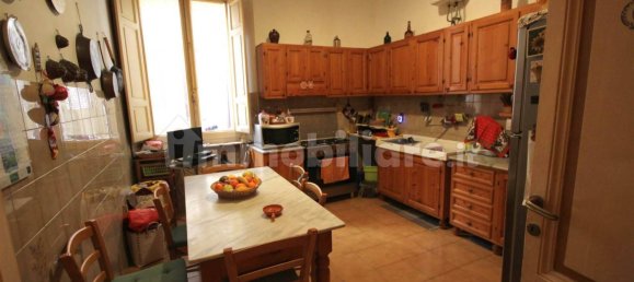4 bedrooms Apartment in Livorno, Italy No. 228002 14