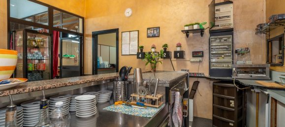 Gewerbliche Immobilie in Turin, Italy 337m², Nr. 264904 8