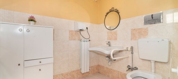 Gewerbliche Immobilie in Turin, Italy 337m², Nr. 264904 14