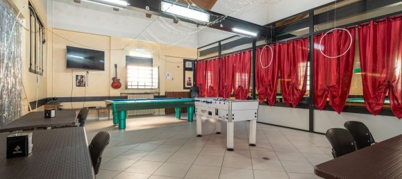 Gewerbliche Immobilie in Turin, Italy 337m², Nr. 264904 3