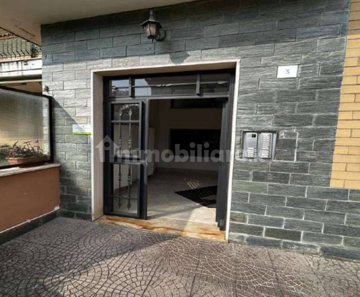 2 rooms Office in Monterotondo, Italy No. 96952