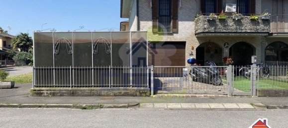Villa de 5 habitaciónes en Agnadello, Italy No. 122175 4