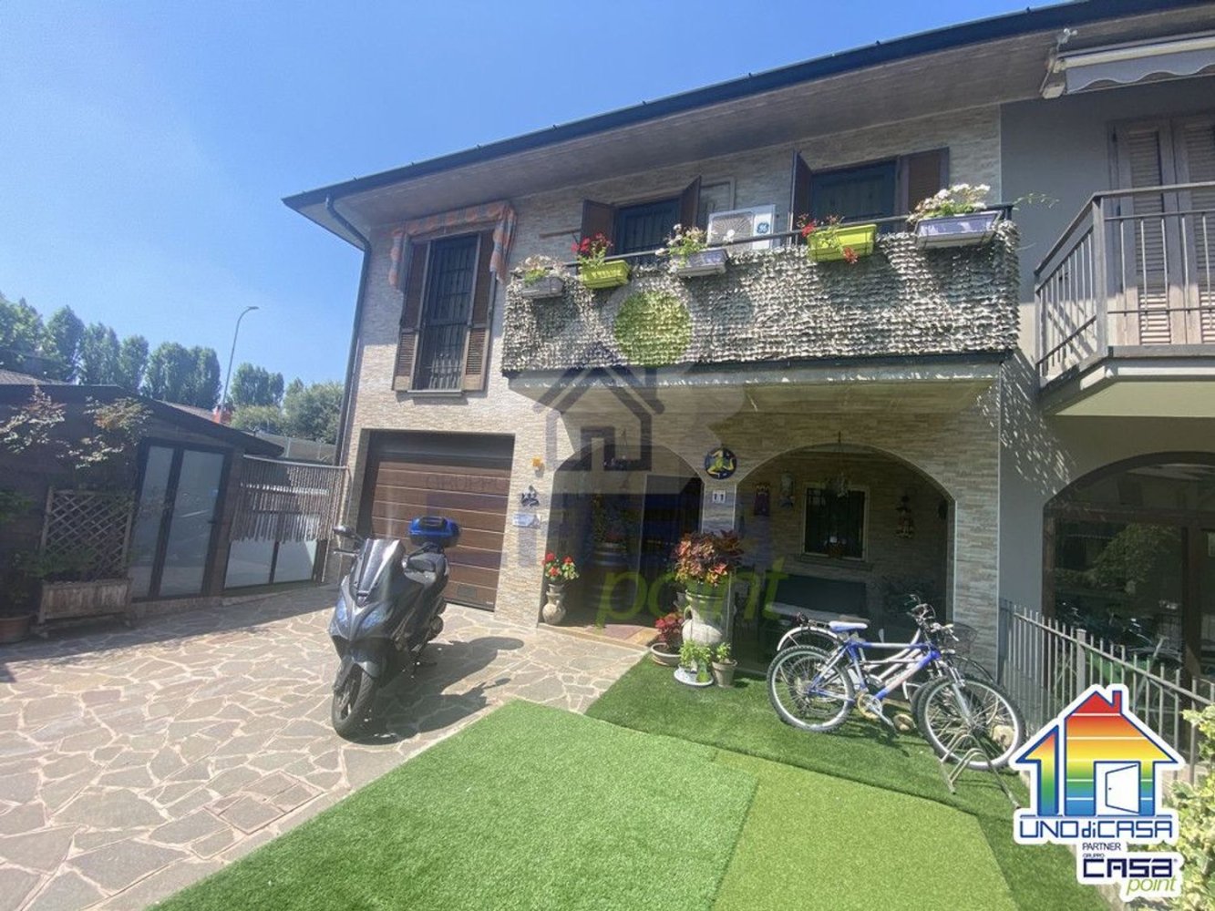 Villa de 5 habitaciónes en Agnadello, Italy No. 122175