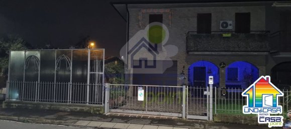 Villa de 5 habitaciónes en Agnadello, Italy No. 122175 35