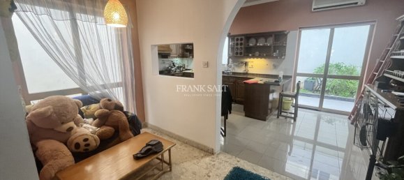 3 bedrooms House in Fgura, Malta No. 8238 6