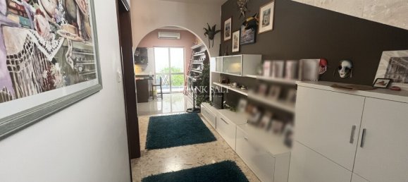 3 bedrooms House in Fgura, Malta No. 8238 4