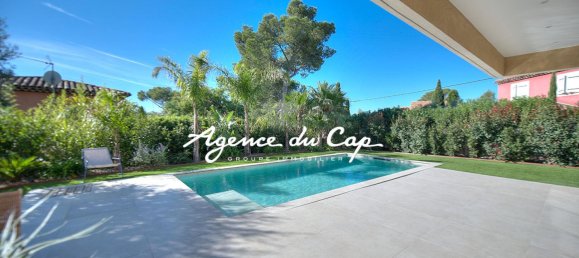 3 غرف نوم فيلا في Saint-Raphael, France رقم 303937 8