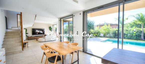 3 غرف نوم فيلا في Saint-Raphael, France رقم 303937 6