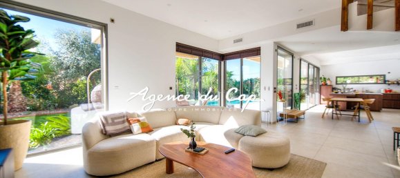 3 غرف نوم فيلا في Saint-Raphael, France رقم 303937 3