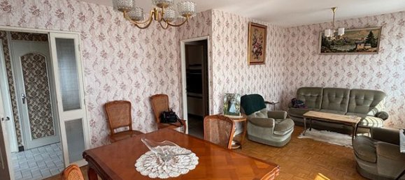 Casa de 2 dormitorios en Chateauroux, France No. 305323 2