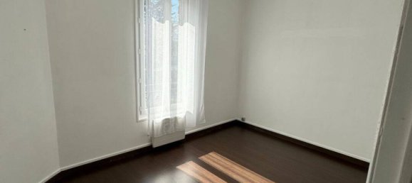 Apartamento de 1 dormitorio en Aulnay-sous-Bois, France No. 330560 4