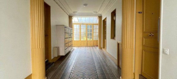 Apartamento de 1 dormitorio en Aulnay-sous-Bois, France No. 330560 9