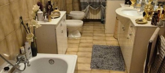 2 Schlafzimmer Wohnung in Trecate, Italy, Nr. 107756 38