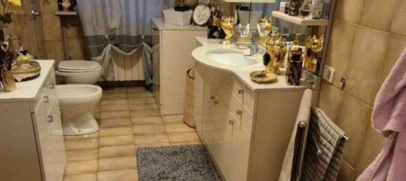 2 Schlafzimmer Wohnung in Trecate, Italy, Nr. 107756 40