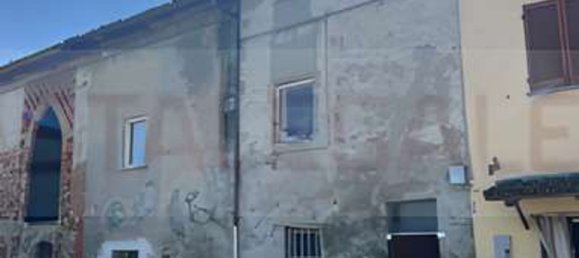 2 bedrooms Apartment in Mezzanino, Italy No. 361397 3