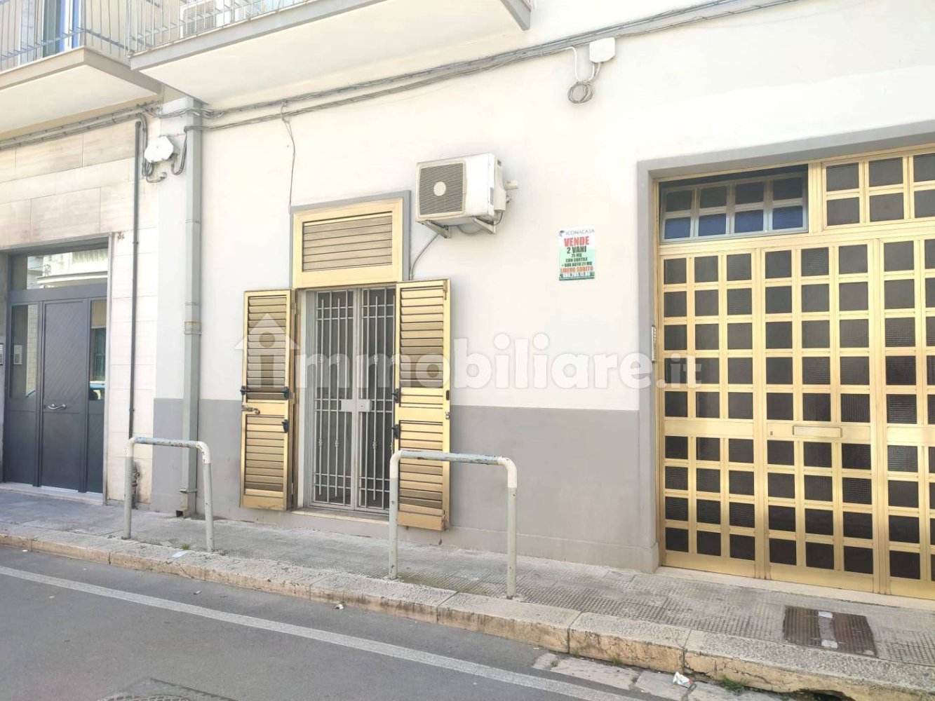 Apartamento de 1 dormitorio en Bari, Italy No. 29870