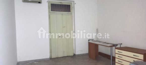 Apartamento de 1 dormitorio en Bari, Italy No. 29870 29