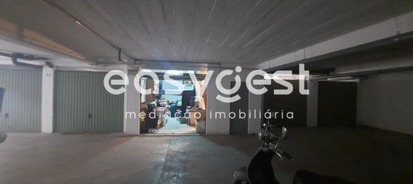 32m² Garage in Setubal, Portugal No. 77383 5