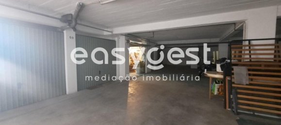 32m² Garage in Setubal, Portugal No. 77383 4