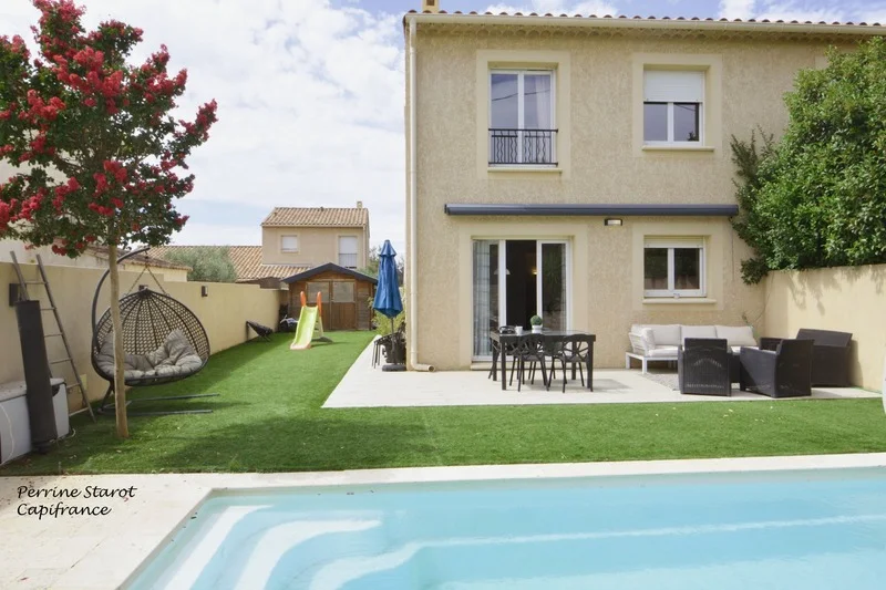 3 bedrooms House in Lancon-Provence, France No. 339528